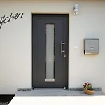 Steffchen - Zwei Ferienwohnungen Fuer Bis Zu 5 Personen Mit Garten In Ruhiger Lage Pruchten